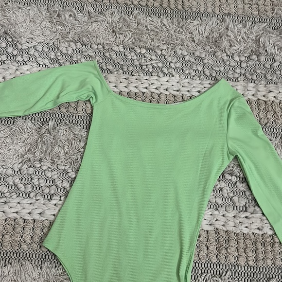 De base bodysuit - Picture 5 of 5